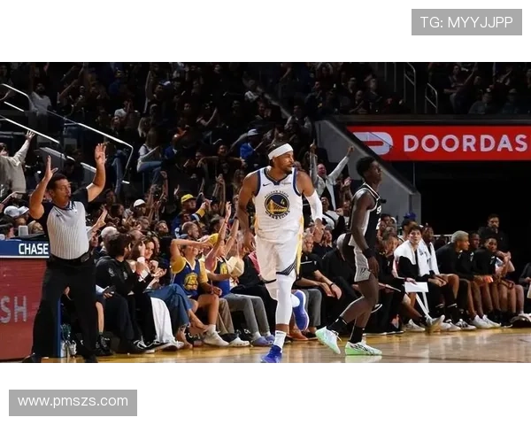 乌布雷拼劲十足全场表现出色贡献17分11板三分命中率高达60